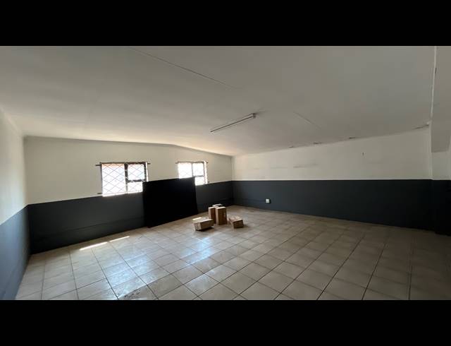 486M² WAREHOUSE TO LET IN SPARTAN